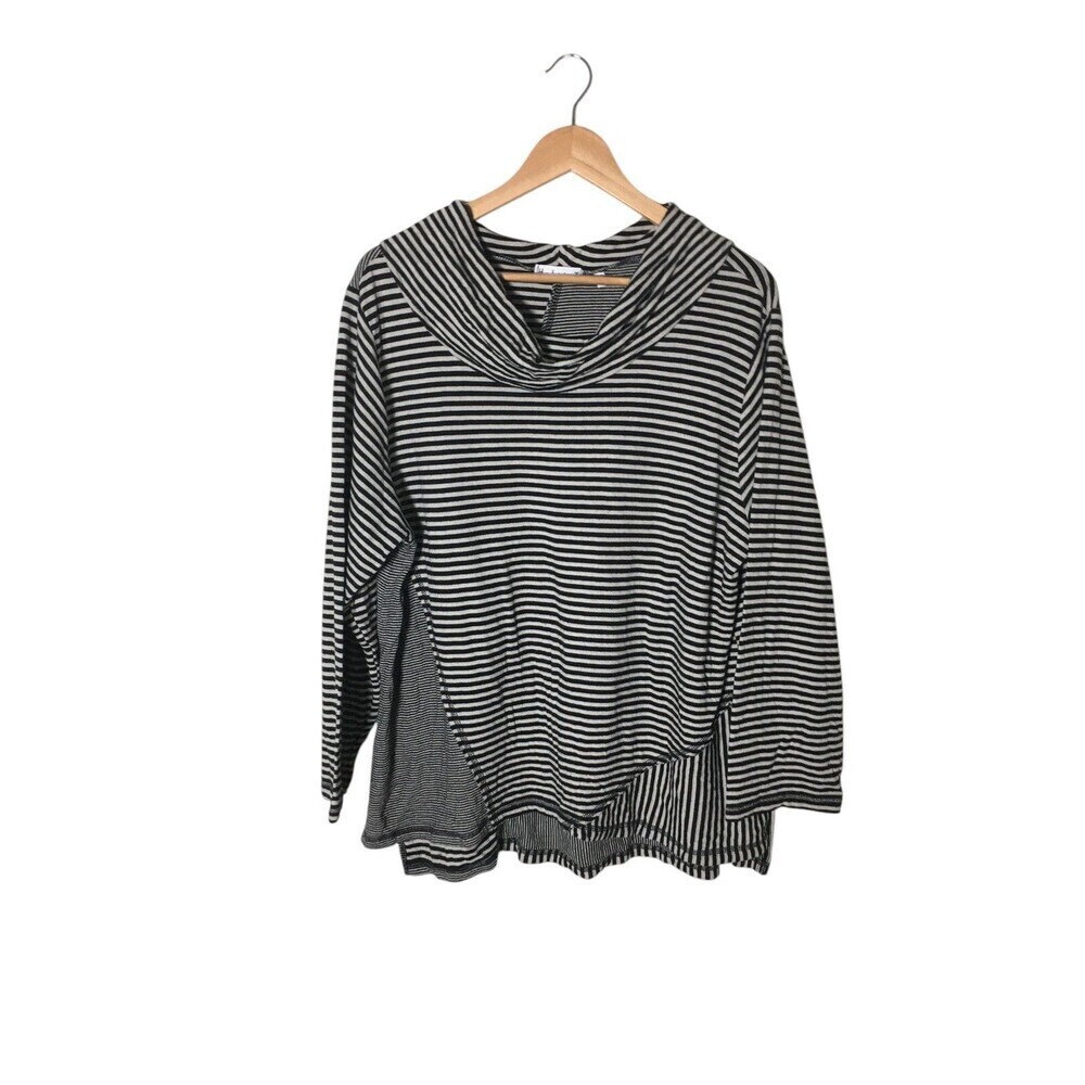 Habitat Top Women's Size XL Black Gray Striped Long Sleeve Cotton Blend